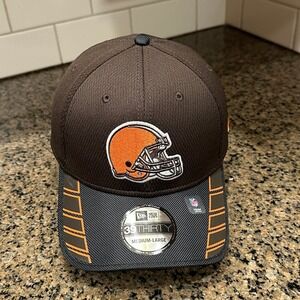 Cleveland Browns Hat New Era 39THIRTY Flexfit M/L Brown Gray Performance New